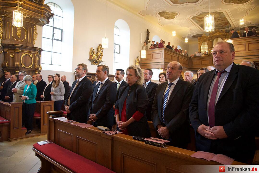 Nach einjähriger Kirchensanierung: Hannberg feiert die Wiedereröffnung der Wehrkirche der Pfarrei Geburt Mariens Hannberg