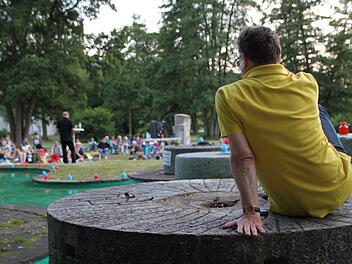 Auftakt der Erzähltheater-Reihe "Sternen-Poeten - Poesie zur Nacht" in Bad Brückenau am 21. Juni 2017. Foto: Ulrike Müller
