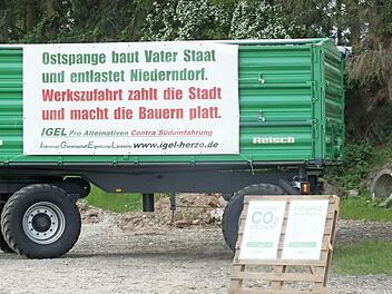 Das Thema Südumgehung wird in Herzogenaurach ein Politikum bleiben. Die Proteste wird es trotz bestehender Beschlüsse des Stadtrates weiter geben.  Foto: Berthold Köhler