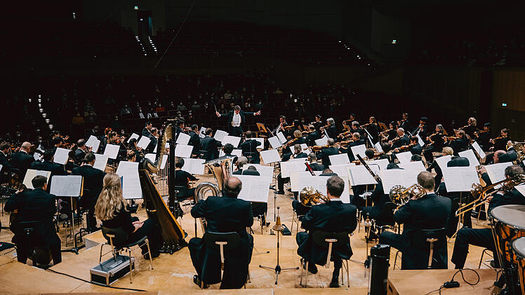 Bamberger Symphoniker wollen "Zeichen der Solidarität" setzen und reichern Programm an