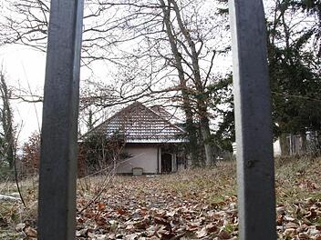 Das Haus im Hornschuchpark wird noch in diesem Jahr abgerissen. Ab 2016 wird hier neu gebaut. Foto: Hofbauer