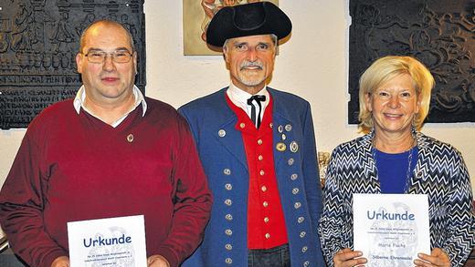 Zwei Trachtler erhalten Silber