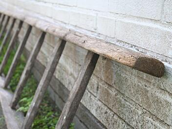 Ein junger Verehrer hat am Mittwochabend ungewollt einen Polizeieinsatz in Steinwiesen im  Kreis Kronach verursacht. Symbolbild: pixabay/Beeki