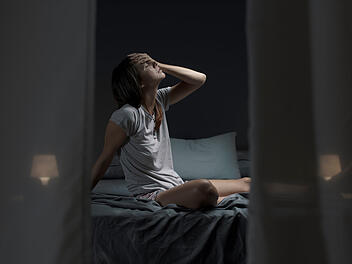 Schwitzen in der Nacht - diese gesundheitlichen Probleme können dahinter stecken