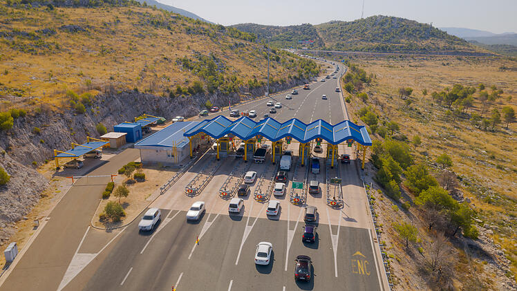 Dubrava near Sibenik traffic waiting at toll booths