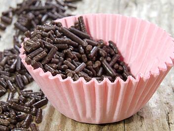 Mini cupcake H&uuml;lle mit Schokostreusel