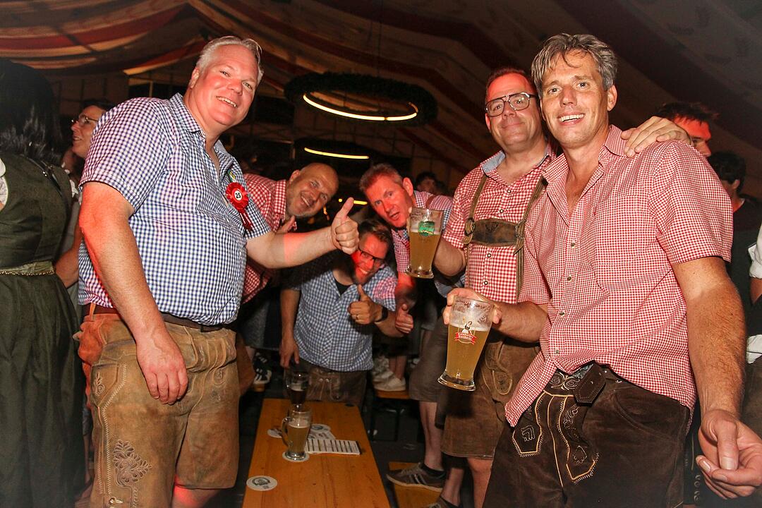 Frontal Party Pur feierte ihre Premiere bei der Bierwoche.