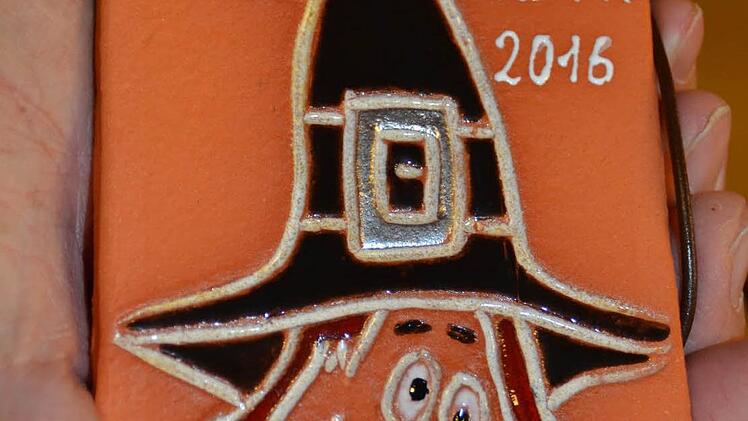 So sieht der diesjährige Faschingsorden aus, den alle Mitstreiter und besonders verdiente Narren überreicht bekommen.