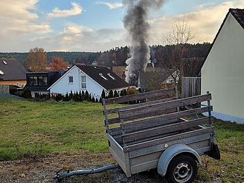 Starke Rauchentwicklung bei Garagenbrand