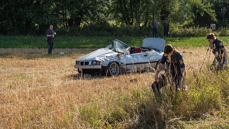 Kasendorf: Cabriofahrer stirbt bei Unfall