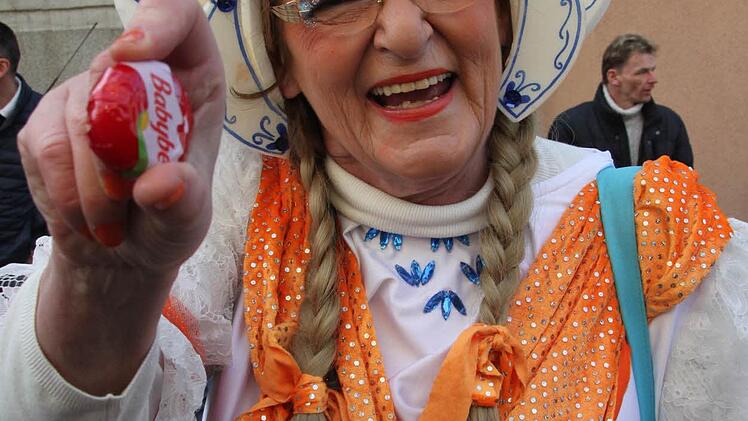 Marktplatztreiben in Stadtsteinach. Foto: Jürgen Gärtner