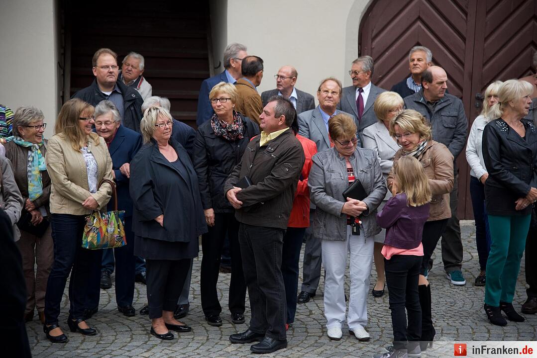 Nach einjähriger Kirchensanierung: Hannberg feiert die Wiedereröffnung der Wehrkirche der Pfarrei Geburt Mariens Hannberg