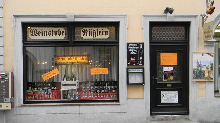 "Bamberger Institution" unterhalb des Dombergs: die Weinstube Nüßlein.  Fotos: Beck