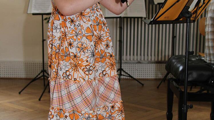 Judith Schoppek spielte ein Andante von Joseph Haydn aus "Der junge Geiger".