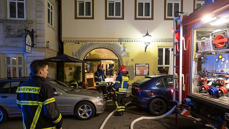 Coburg: Inhaber bekommen große Unterstützung nach Brand in Hotel - "Spendet viel Kraft"