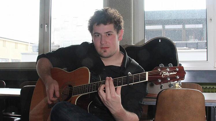 Bastian Bach