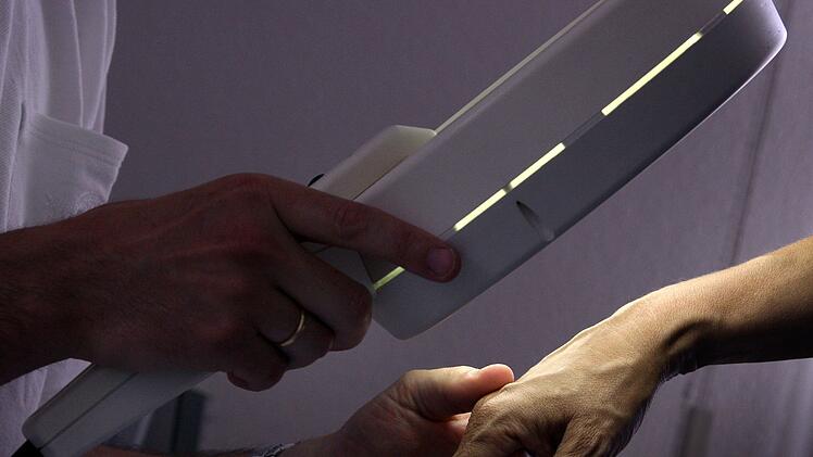 Moderna hofft auf Zulassung für Impfung gegen schwarzen Hautkrebs