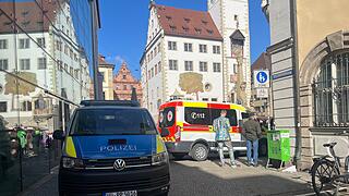 Bei Sonnenschein feierten rund 100.000 Menschen den Fasching