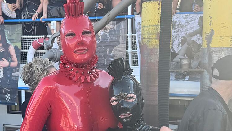 Das Torture-Ship fährt als «Erotikschiff» über den Bodensee