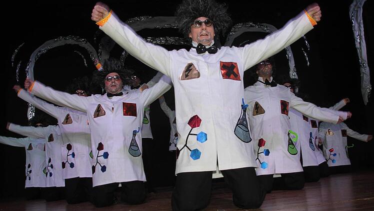 Das Männerballett. Foto: Jürgen Gärtner