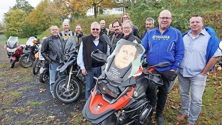 Die Arbeitsgemeinschaft "Motorrad Evangelisch" hielt ihre Arbeitstagung in der christlichen Tagungsstätte "Hohe Rhön" ab. Natürlich wurde nicht nur getagt, sondern auch herrliche Strecken in der Rhön und in Richtung Spessart erkundet.  Foto: Marion Eckert