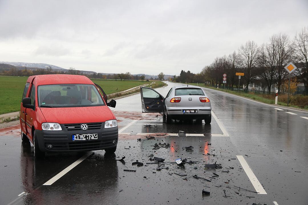 Mehrere Verletzte bei Unfall auf B470