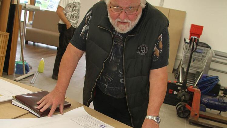 Architekt Hans Spindler hat den Plan gefertigt. Die ehemalige Lagerhalle ist kaum wiederzuerkennen, hat Flair bekommen.