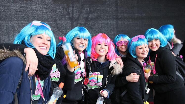 Marktplatztreiben in Stadtsteinach. Foto: Jürgen Gärtner