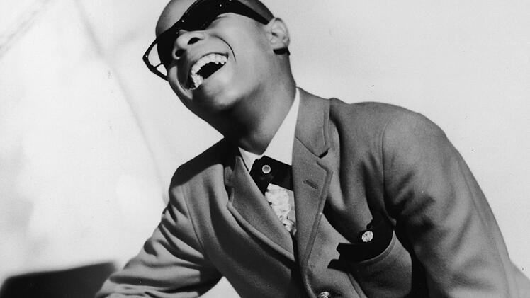 Stevie Wonder 1963 als 13-jähriger Jungstar. Seinen ersten großen Plattenvertrag unterschrieb er bereits zwei Jahre zuvor.