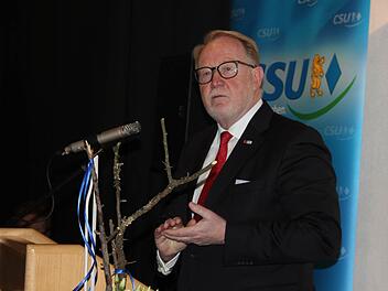 Der CSU-Bundestagsabgeordnete Hans Michelbach war der Hauptredner des Neujahrsempfangs der Frankenwald-CSU. Foto: Veronika Schadeck