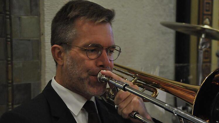 Nicht die Musiker der Staatsbad Philharmonie Kissingen   begleiteten die Kinder und Jugendlichen.Foto: Peter Klopf