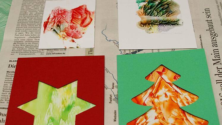 Solche kleinen Kunstwerke entstanden an diesem Nachmittag und lösten unter den Beteiligten viel Freude aus. Fotos: Günther Geiling