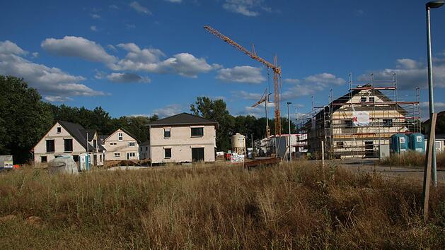 Das Baugebiet Bergstra&szlig;e-Nord wurde  f&uuml;r die Einzelbebauung geschaffen. Fotos: Josef Hofbauer