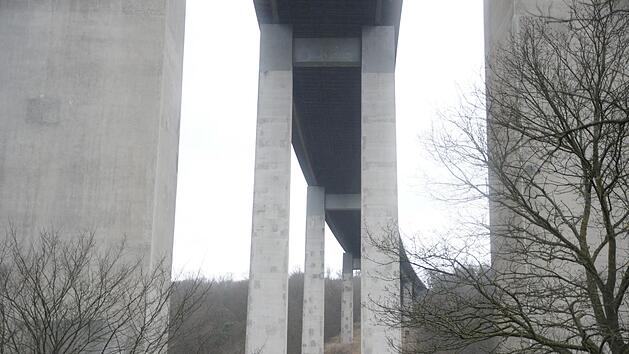 Die Grenzwaldbrücke bei Speicherz soll für 225 Millionen Euro neu gebaut werden. Frühester Baubeginn wäre aber 2027. Foto: Steffen Standke