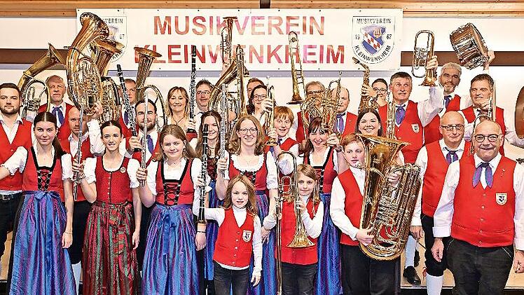 Der Musikverein Kleinwenkheim hat nach dem Jahreskonzert im Vereinsheim Grund zum Jubeln.
