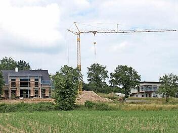 Am Treibweg/Häckersteig in Höchstadt wächst ein Haus nach dem anderen.  Foto: Thomas Lutz