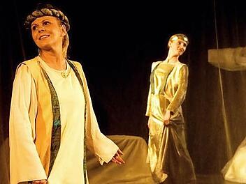 Die Künstlerinnen Annika Hoffmann und Mirjana Angelina werden in der St.-Otto-Kirche die Welt der heiligen Elisabeth erlebbar machen. Foto: pr