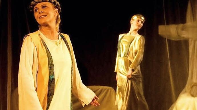 Die Künstlerinnen Annika Hoffmann und Mirjana Angelina werden in der St.-Otto-Kirche die Welt der heiligen Elisabeth erlebbar machen. Foto: pr