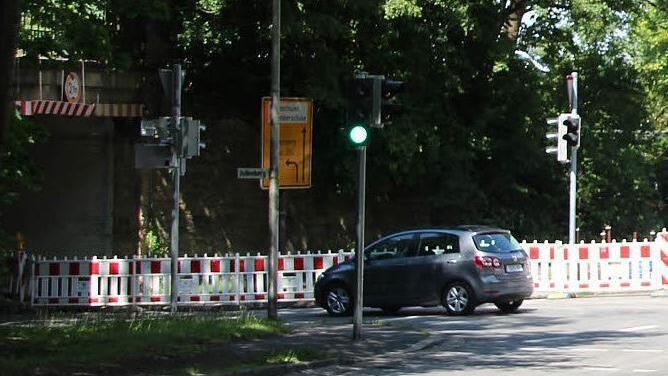 Die Zufahrt zur Judenberg-Unterführung von der Lossaustraße aus, ist gesperrt.