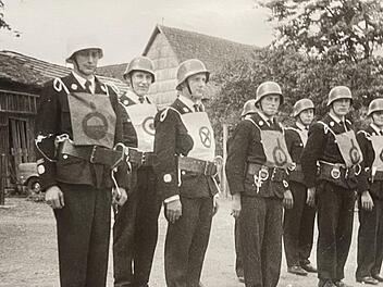 150 Jahre Freiwillige Feuerwehr Oberbach: Die historische Aufnahme aus dem Jahr 1961 zeigt die erste Leistungsprüfung der Wehr.