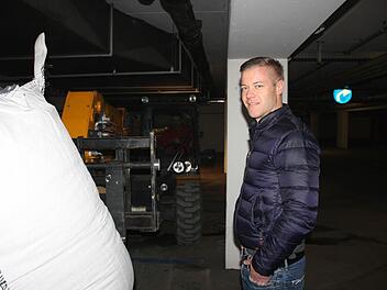 Florian Bock von der Abriss-Firma hat sich gestern vor Ort informiert.