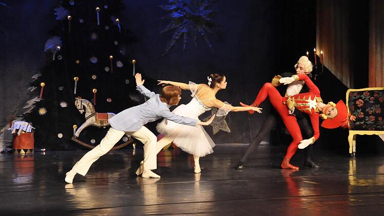 "Der Nussknacker" im Kurtheater  Foto: Klopf