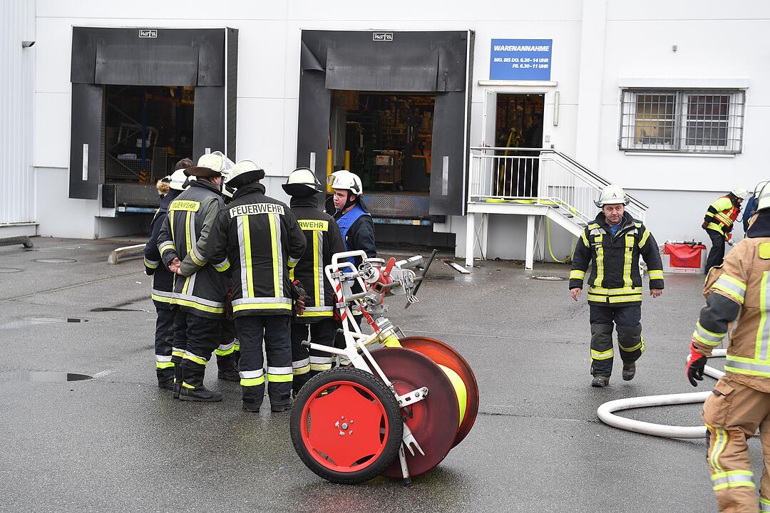 Feuerwehreinsatz bei Real in Hallstadt