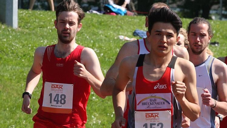 Esmat Rezaei (Nummer 152) gewann die 1500 Meter der U18 und unterbot zudem die Qualifikationsnorm zur Deutschen Meisterschaft.Reinhold Nürnberger