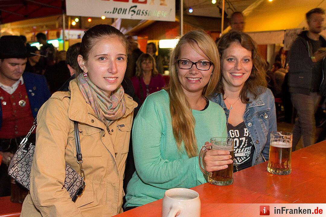 Sandkerwa: Partyfotos