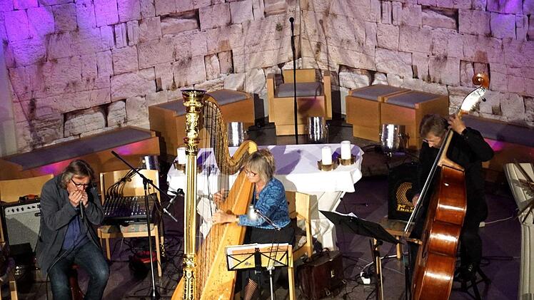 Klassik und Blues, Jazz und Rock boten Chris Schmitt (von links), Lilo Kraus und Norbert Meyer-Venus in der Kirche St. Michael in Großenseebach. Richard Sänger