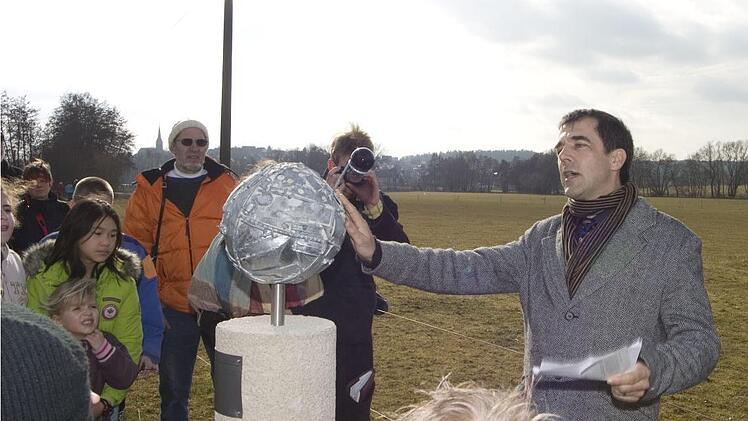 Bei der Er&ouml;ffnung des Planetenwegs in Igensdorf Foto: Marktgemeinde  Igensdorf
