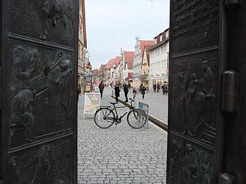 Der Blick durch die Porta Vorchheimensis zeigt: Auf den neuen Verein HeimFOrteil wartet in Forchheim viel Arbeit.Franziska Rieger