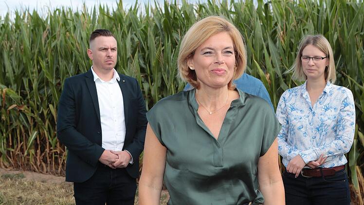 Landwirtschafts- und Ernährungsministerin Julia Klöckner besuchte am Donnerstag den Landkreis Kulmbach. Foto: Matthias Hoch