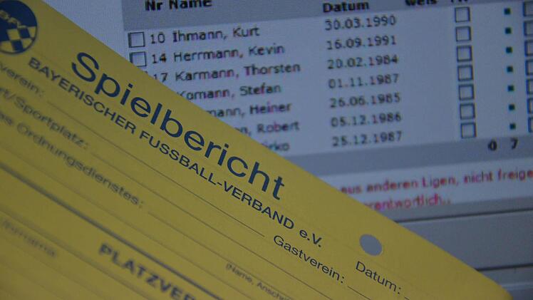 In der neuen Saison wird der Spielberichtsbogen auf Papier zur Ausnahme. Foto: Jürgen Schmitt